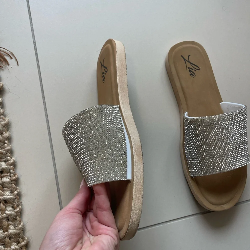 Sandals - Picture 6 of 8